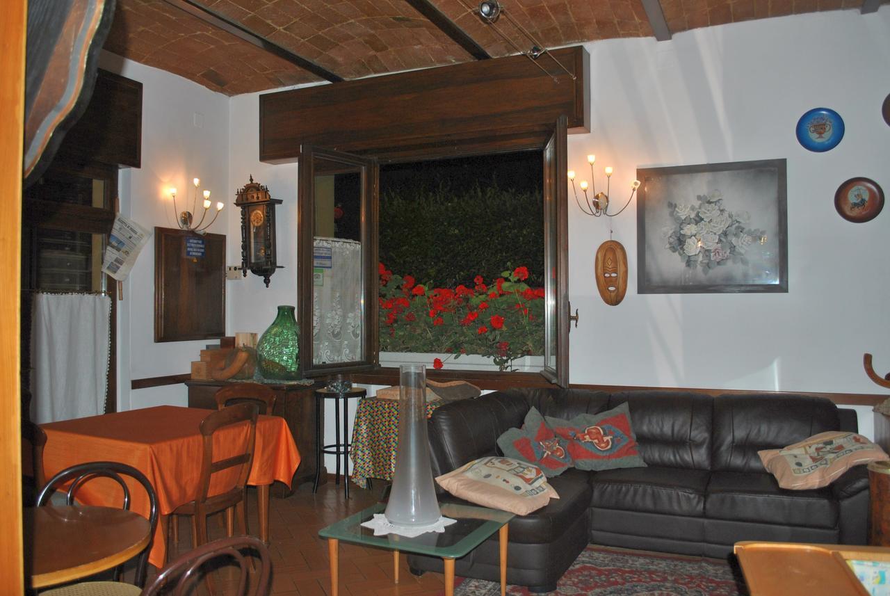 La Lanterna Di Guiglia Hotel Екстериор снимка